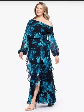 XSCAPE Off-Shoulder Floral Ruffle  Dress- Size 14W- NEW!! ✨✨